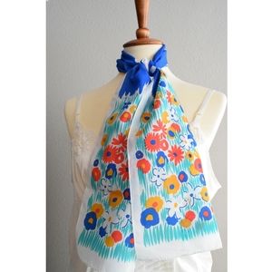 Vintage bright 60's print rectangular scarf